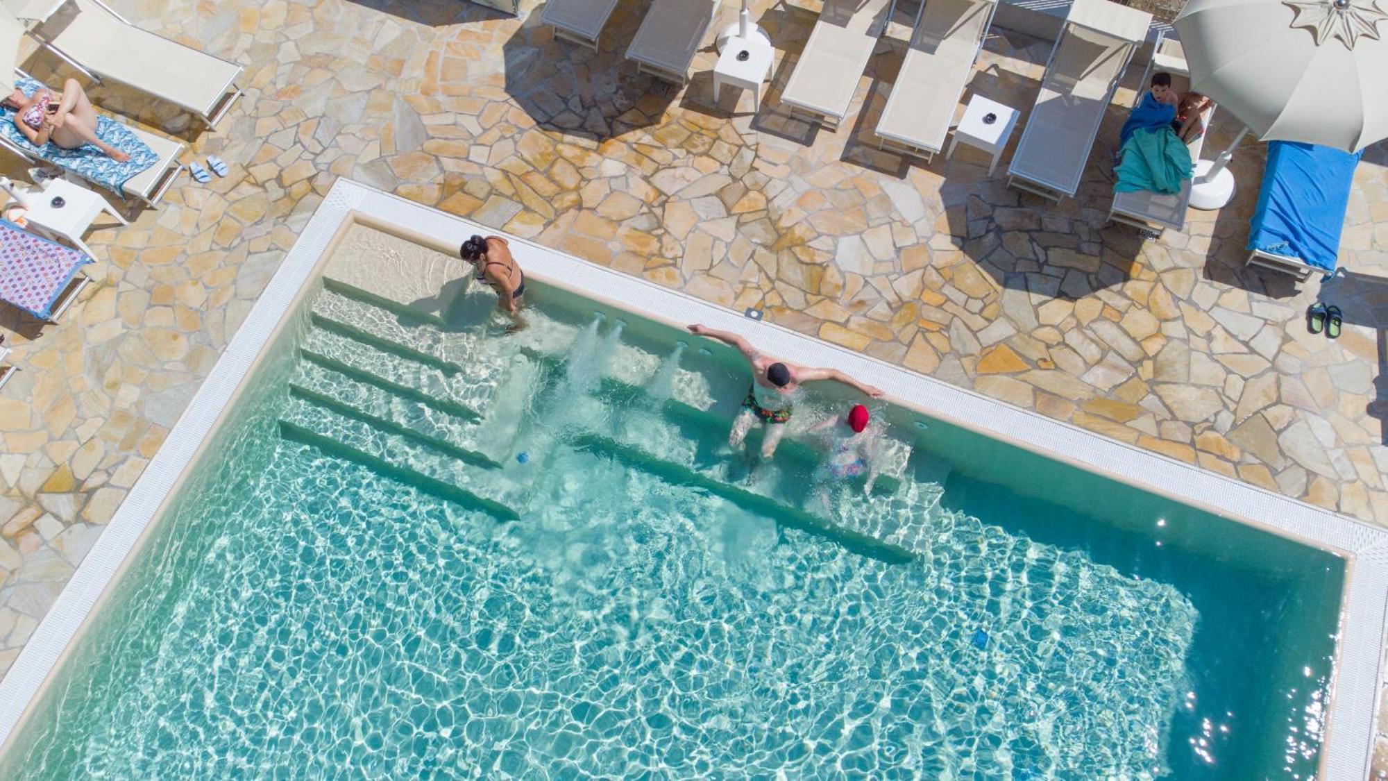 Hotel Sans Souci Rimini Bagian luar foto