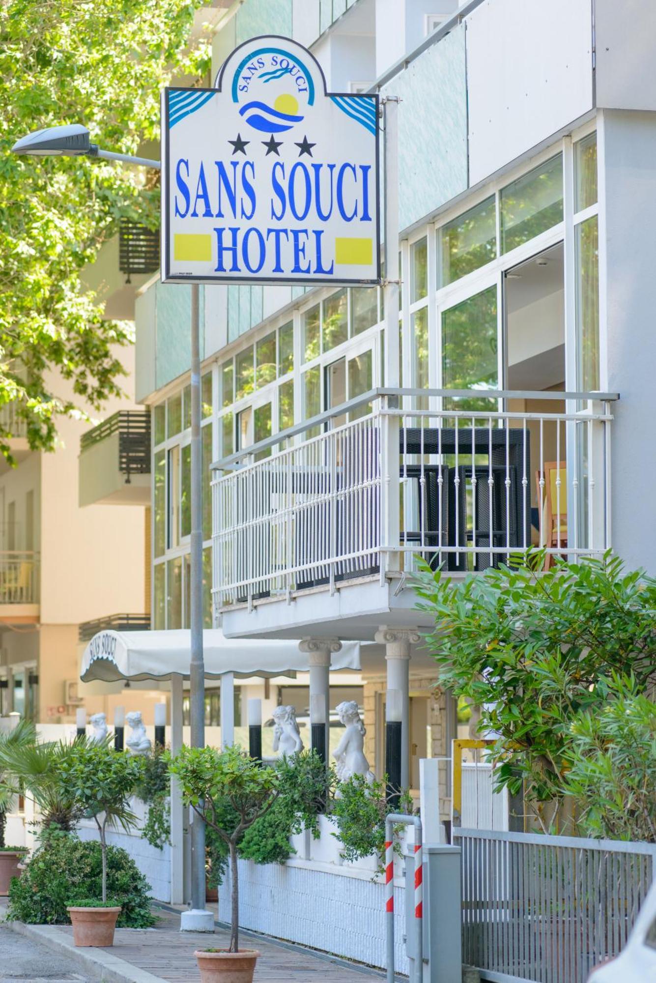 Hotel Sans Souci Rimini Bagian luar foto